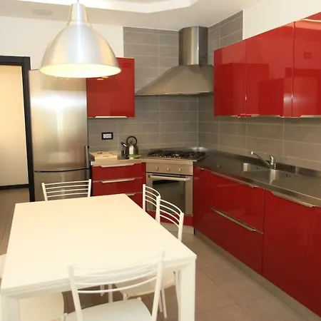 Alessandra Apartment *